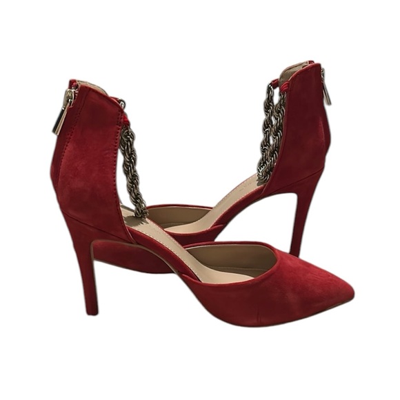 NWOT BCBGeneration Heels with Gold Chain Detail - Picture 5 of 12